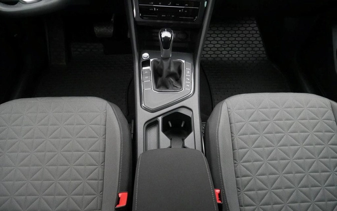 Volkswagen Tiguan cena 121799 przebieg: 35332, rok produkcji 2022 z Frombork małe 211